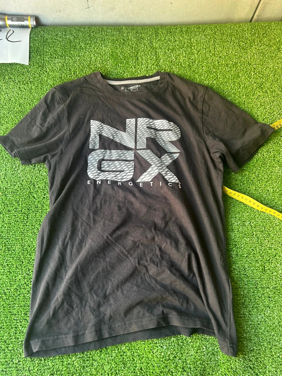 T-shirt noir imprimé energetics